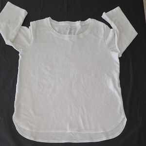 Gloria Vanderbuilt White 3/4 Sleeve Slub Tee with Crew Neck